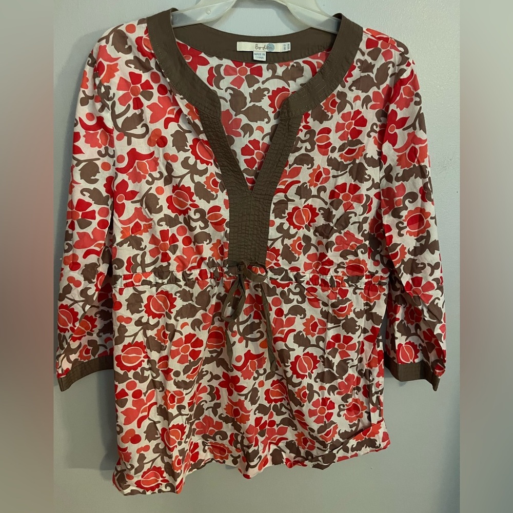 Boden Womans Top. Size 8‎